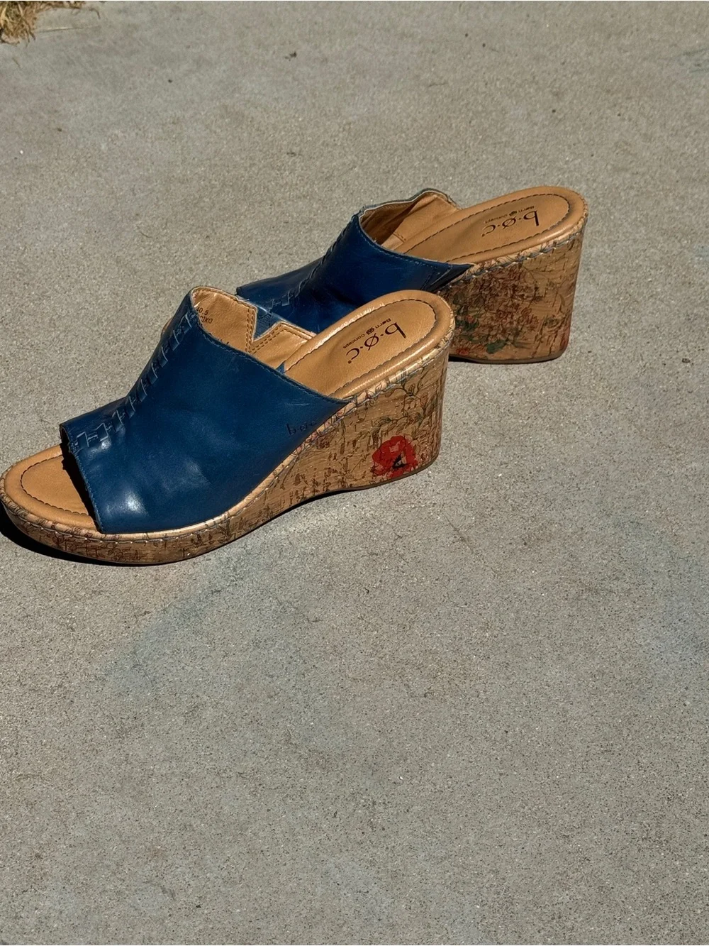 b.o.c Women's Blue Wedge Mules Slip-On Sandals Size 9